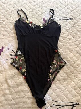 Black Floral Embroidered Lace Bodysuit for Women